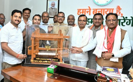 *मुख्यमंत्री श्री विष्णु देव साय से बुनकर समाज के प्रतिनिधिमंडल ने की सौजन्य भेंट*