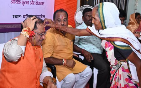 मुख्यमंत्री श्री साय को जशपुर की बहनों ने बांधी राखी