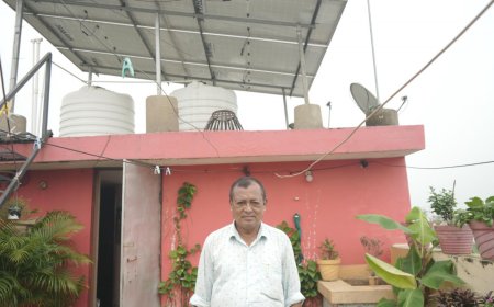 रायपुर : छत पर सजे सूरज के घर से चमका जीवन: बचत की खुशी, पर्यावरण की रोशनी’