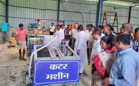 प्लास्टिक कचरे के प्रबंधन में प्रदेश का दूसरा और सरगुजा संभाग का पहला जिला स्तरीय प्लास्टिक प्रोसेसिंग केन्द्र का शुभारंभ