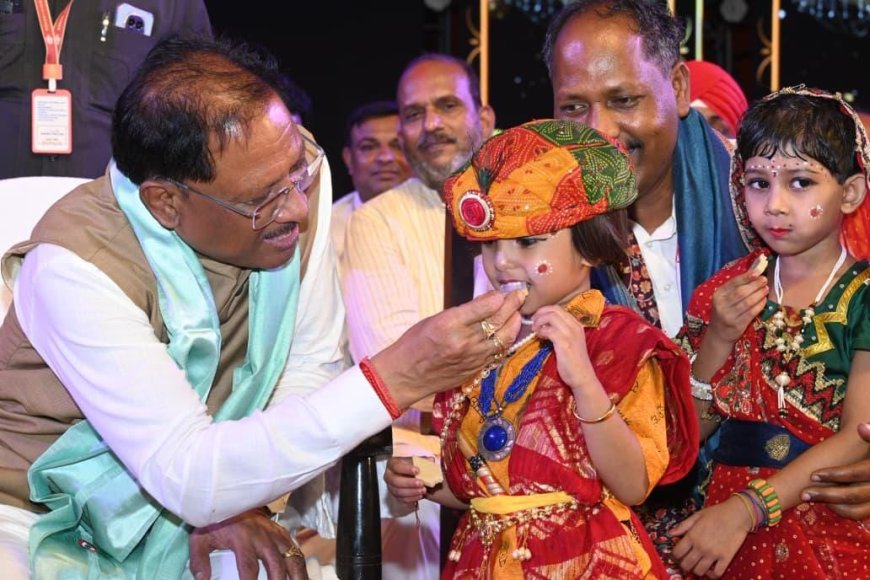 श्रीकृष्ण जन्माष्टमी उत्सव में उमड़ा आस्था का सैलाब : मुख्यमंत्री श्री विष्णु देव साय हुए शामिल