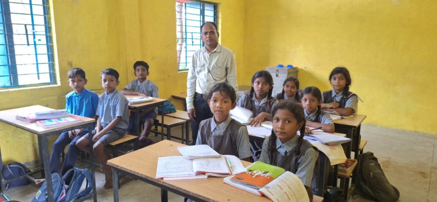 युक्तियुक्तकरण से परसदा स्कूल में शिक्षक पदस्थ