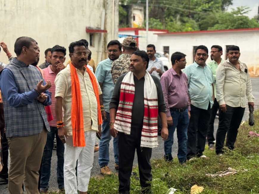 अतिवर्षा प्रभावित ईलाकों का प्रभारी मंत्री श्री केदार कश्यप ने लिया जायजा