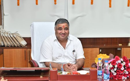 पर्यटन एवं संस्कृति मंत्री श्री राजेश अग्रवाल ने मंत्रालय में कामकाज संभाला 