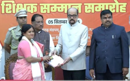 डॉ मुकुटधर पांडेय स्मृति पुरस्कार से सम्मानित हुई शिक्षिका सुनीता यादव