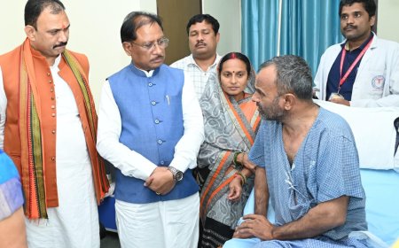 मुख्यमंत्री श्री साय ने एम्स रायपुर में भर्ती श्री विशंभर यादव का जाना कुशलक्षेम : इलाज के लिए 5-5 लाख की आर्थिक सहायता