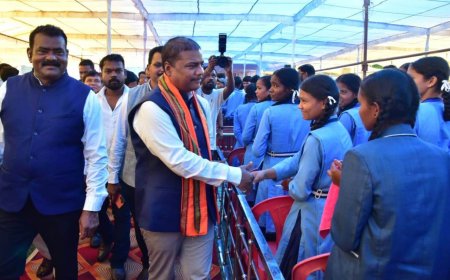 वनमंत्री श्री कश्यप ‘मेरा लक्ष्य मेरा अभियान’ कार्यक्रम में हुए शामिल