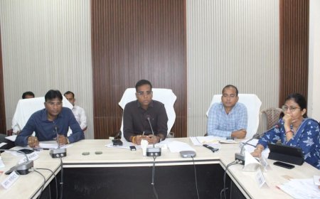 प्राकृतिक आपदा प्रकरण में संवेदनशीलता के साथ पीड़ित परिवार को शीघ्र सहायता देना हमारा लक्ष्य है : कलेक्टर डॉ संजय कन्नौजे