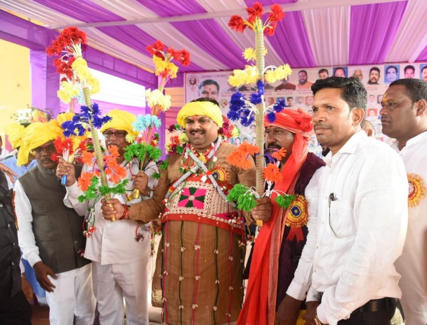 सरकार की योजनाओं से जुड़ें और अपने भविष्य को उज्ज्वल बनाएं: स्कूल शिक्षा मंत्री श्री यादव