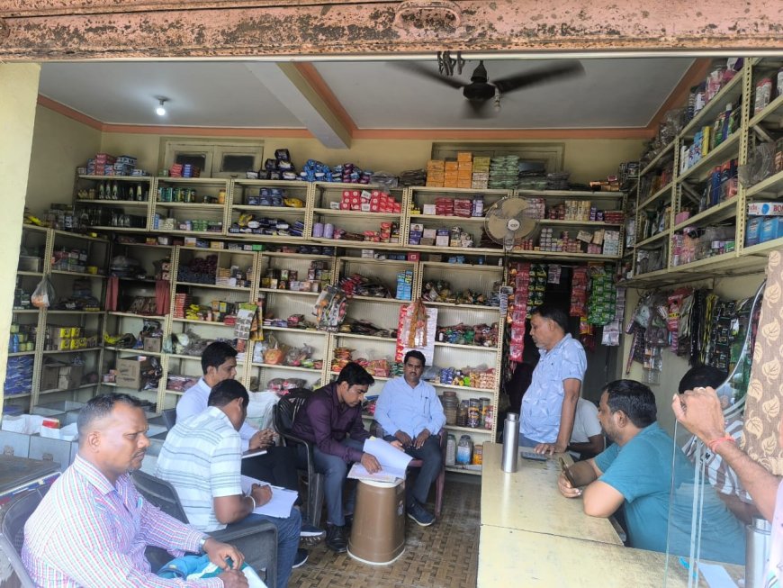 खाद कालाबाजारी एवं अधिक मूल्य पर विक्रय करने वालों पर कार्रवाई