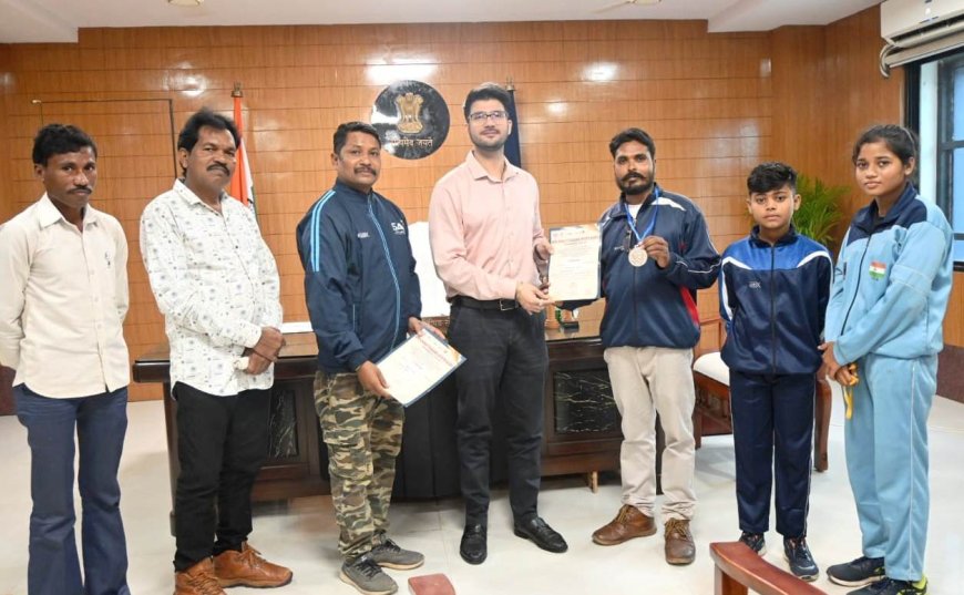 जीएसटी में बदलाव से राज्य और देश की अर्थव्यवस्था को मिलेगी नई गति, कारोबारियों और आमजन को मिलेगा लाभ – मुख्यमंत्री श्री विष्णु देव साय  