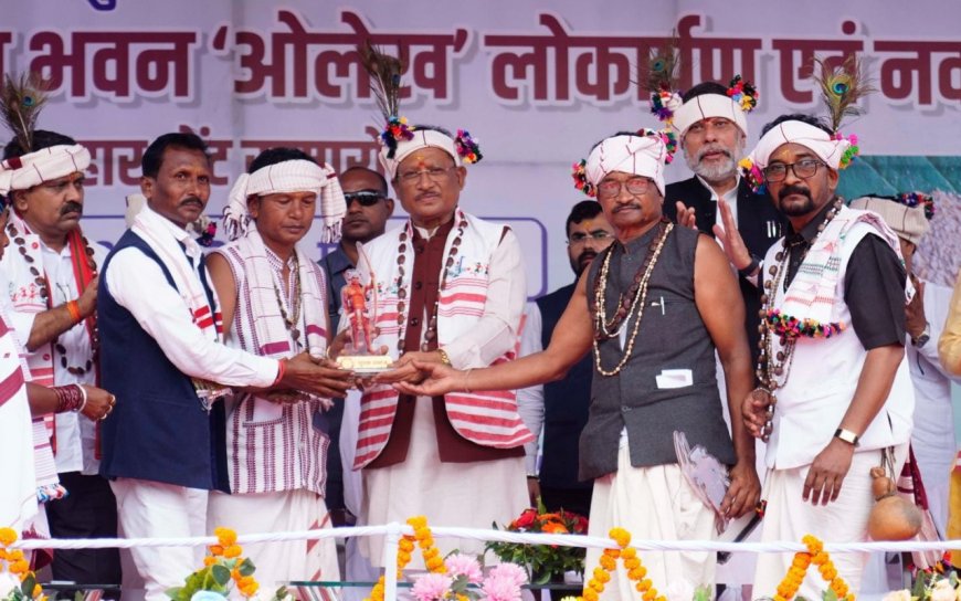 जगदलपुर में धुरवा समाज के संभाग स्तरीय नुआखाई मिलन समारोह एवं नवनिर्मित सामाजिक भवन 