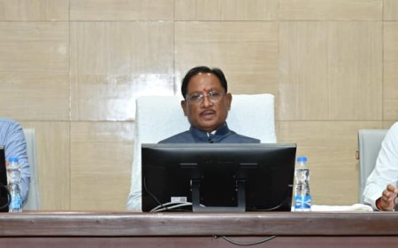 रायपुर : मुख्यमंत्री की विभागीय सचिवों और विभागाध्यक्षों के साथ मैराथन बैठक