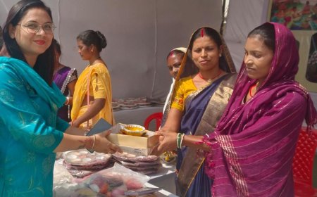 ग्रामीण महिलाओं के हुनर को मिला मंच